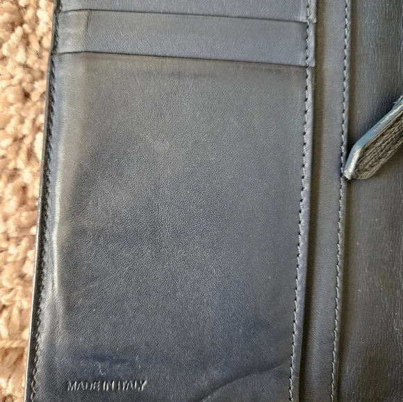 Burberry Blue Leather Wallet - Picture 7 of 11